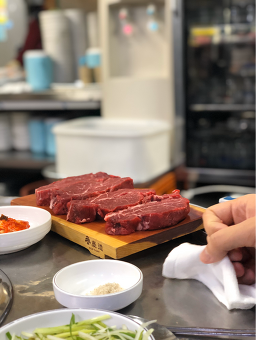 육영한우전문점 5