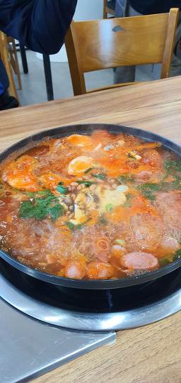 Dongducheonbudaejjigae (동두천부대찌개) 2