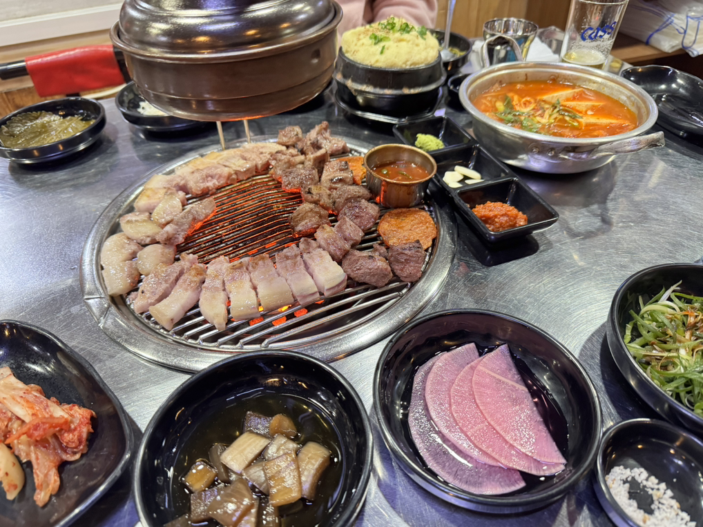 돈이랑 성산점 대표 사진