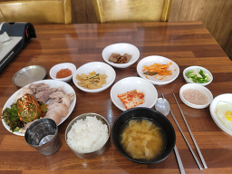 한돈보쌈 본점 사진 8