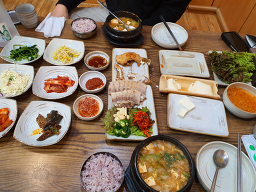 Eommasonsundubu (엄마손순두부) 3