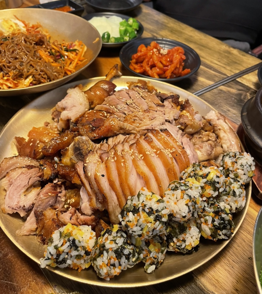Kkankkanhan jokbal (깐깐한 족발) 2