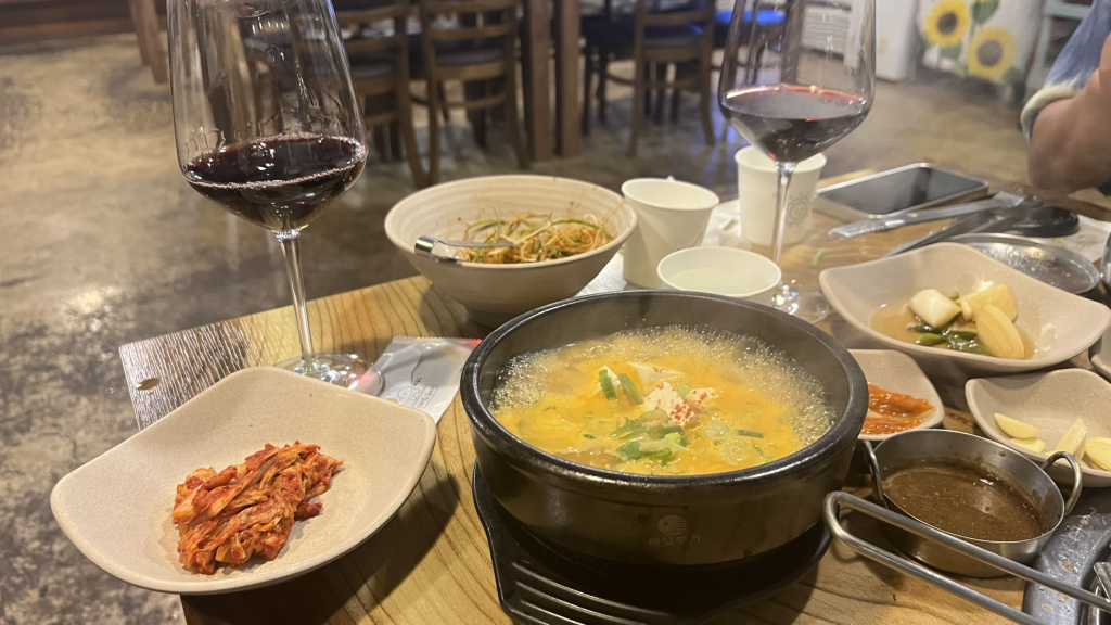 꺼멍집 사진 2