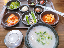 무보까국밥과보쌈 2