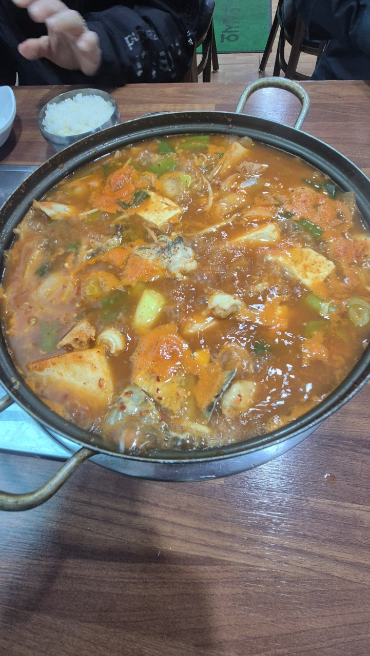 돌섬식당 2