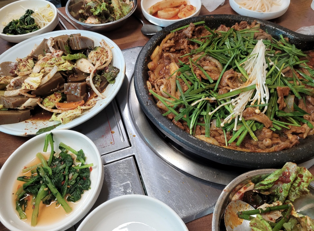 Gamnamujip (감나무집) 1