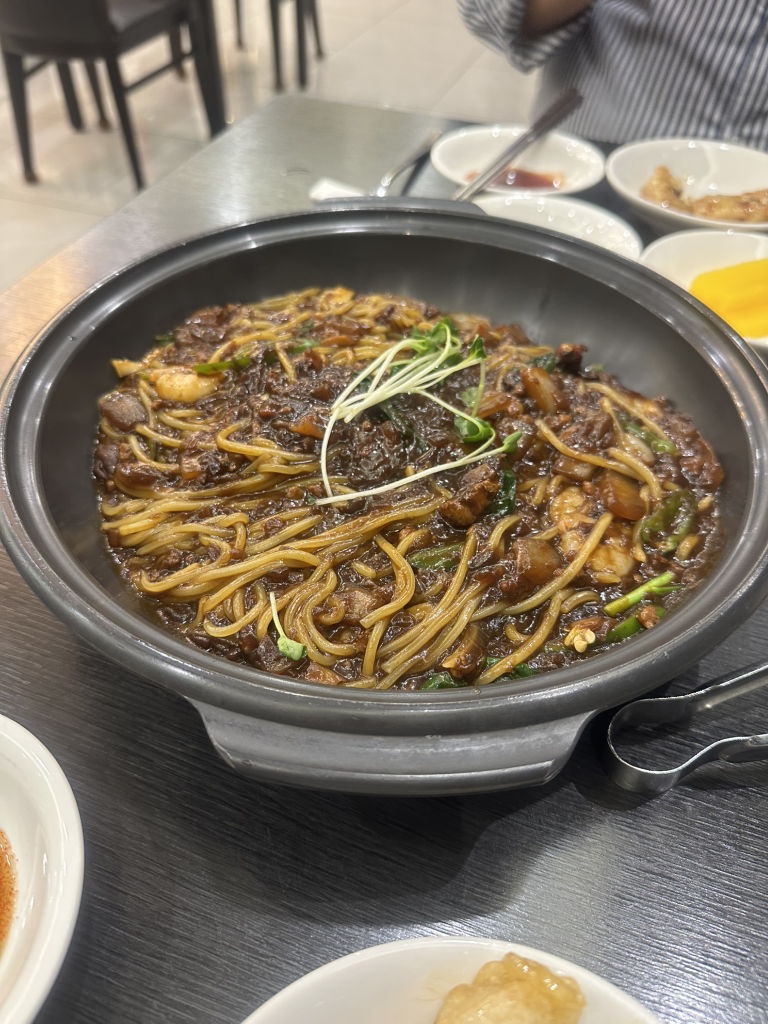 만강홍 사진