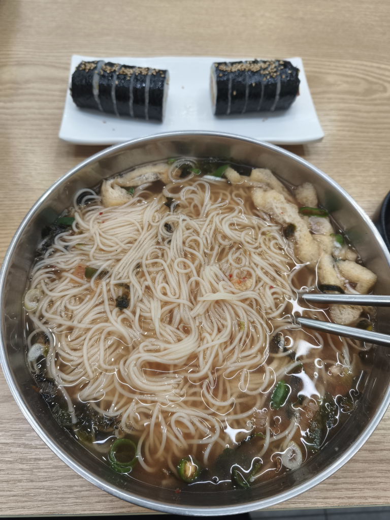 큰집멸치국수 야탑점 사진 2