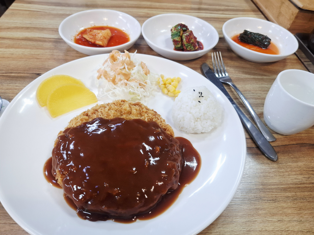 Golmokchueotang (골목추어탕) 3
