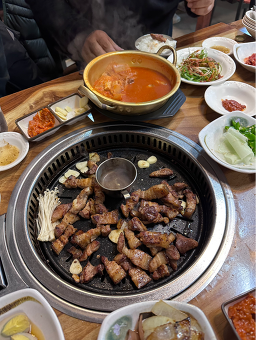 봉이네흑돼지갈비 대표 사진