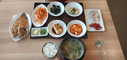 Gogeumjeong (고금정) 1