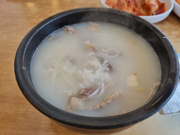 Moraenaeseolnongtang (모래내설농탕) 3