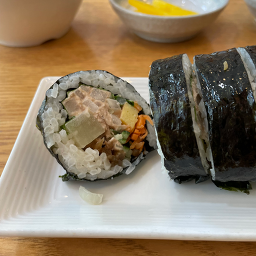 Yamsaemgimbap (얌샘김밥) 1
