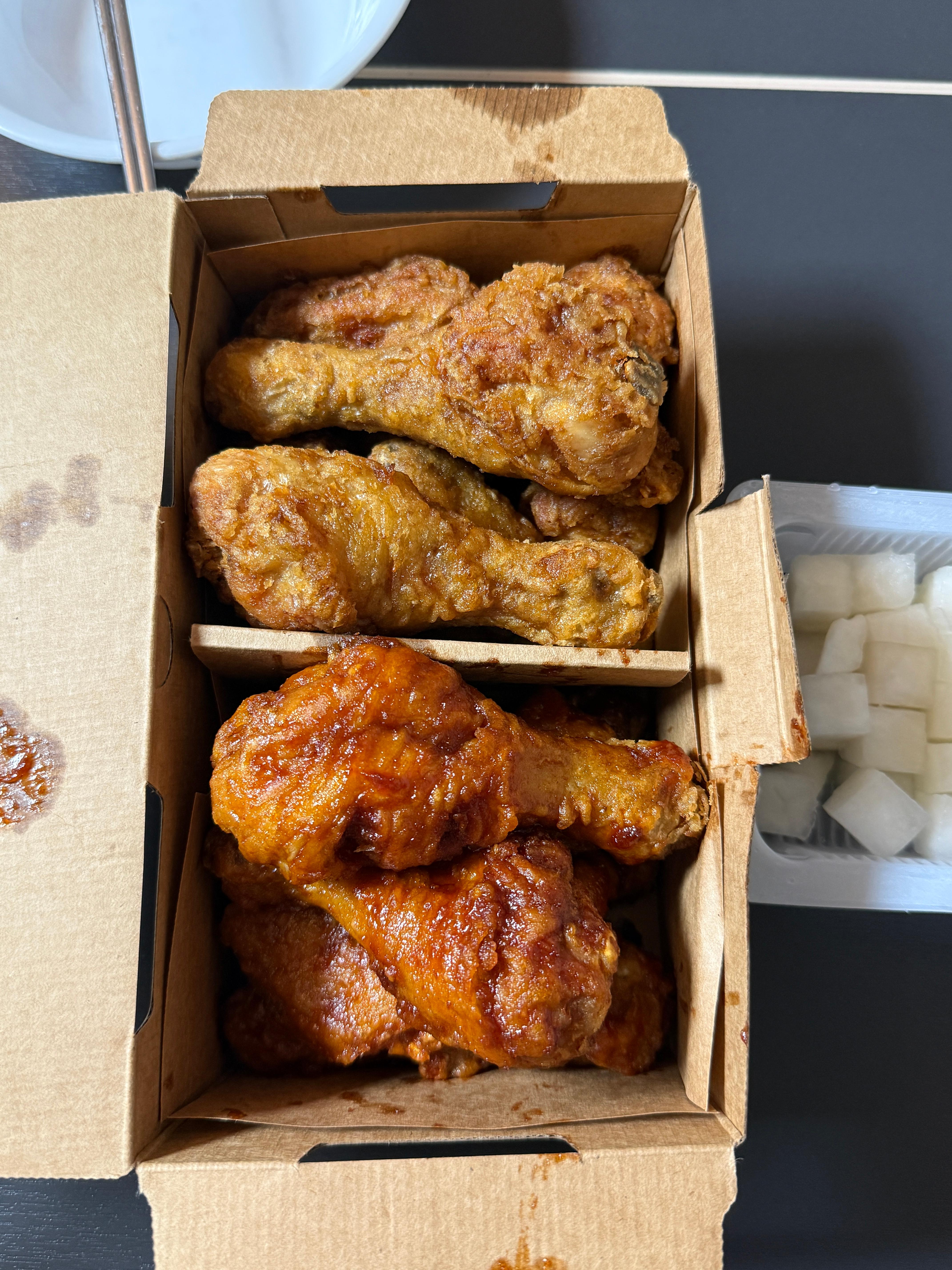 교촌치킨 야탑역점 대표 사진
