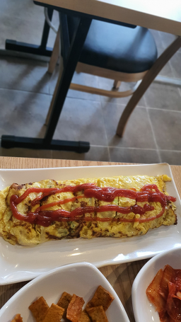 김뚜껑부대찌개 3