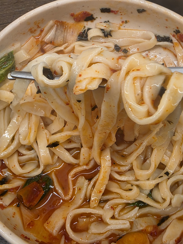 Gyeongbukkalguksu 6
