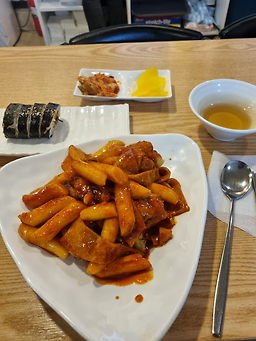 장찬기김밥 사진 2