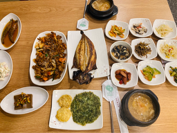 Nongolssambap haneuldosijeom (논골쌈밥 하늘도시점) 2