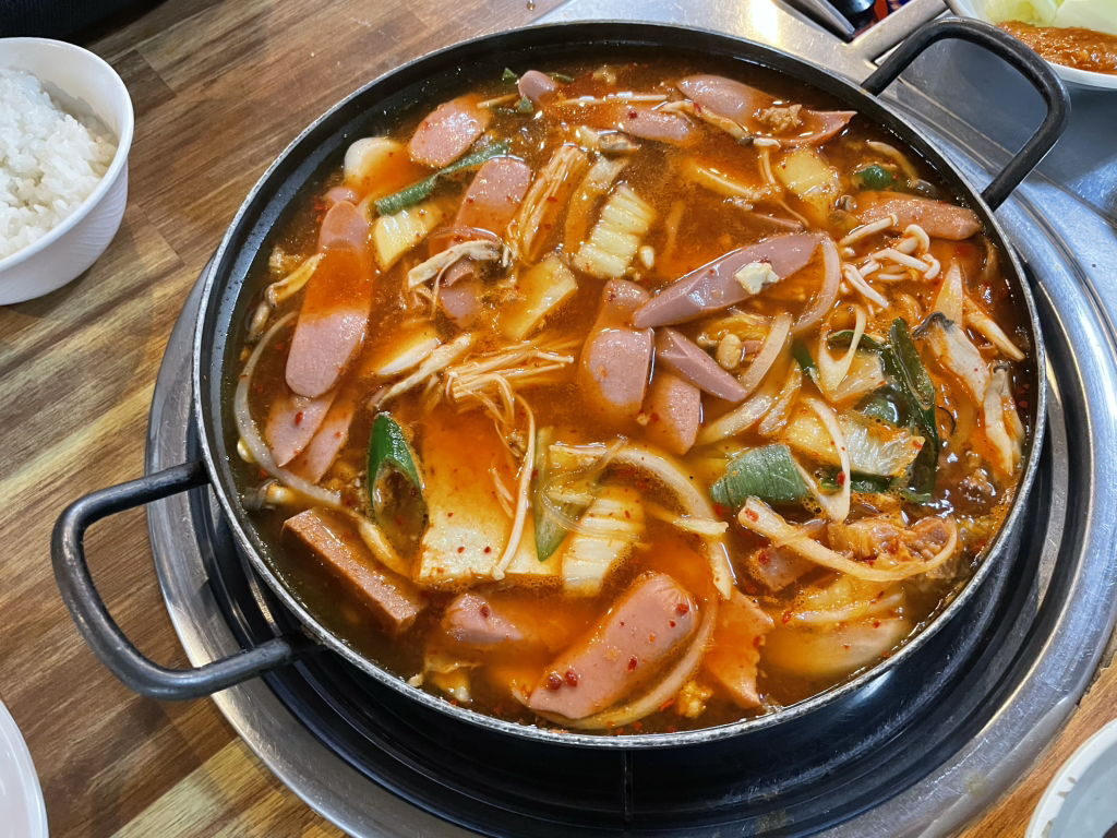 춘자네부대찌개 3