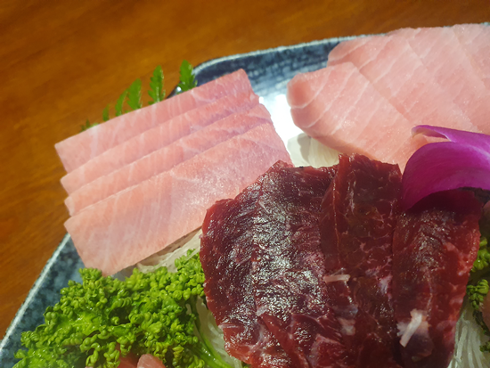 Jinurichamchi (진우리참치) 2