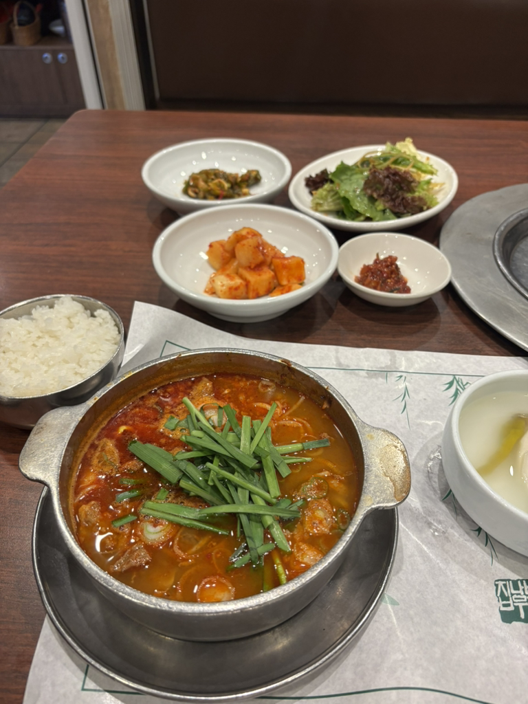 버드나무집 서초동본점 사진 3