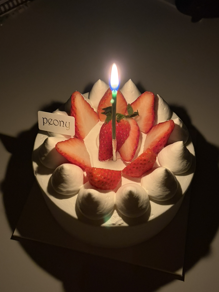 피오니 연남점 대표 사진