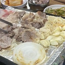 웰빙대패삼겹살 2