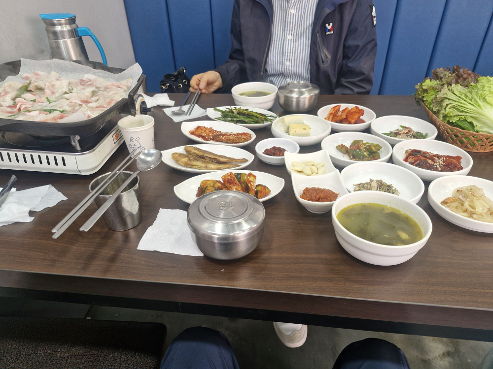 오로지대패삼겹살백반, 에센자커피 2