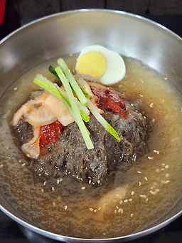Samdaenaengmyeon (삼대냉면) 2
