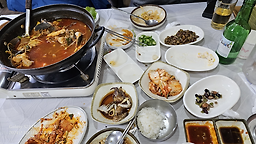 Kkamsang&samsikinehoetjip (깜상&삼식이네횟집) 1