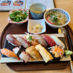 Seoulchobap (서울초밥) 3