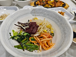 Ssangdungineboribap (쌍둥이네보리밥) 1