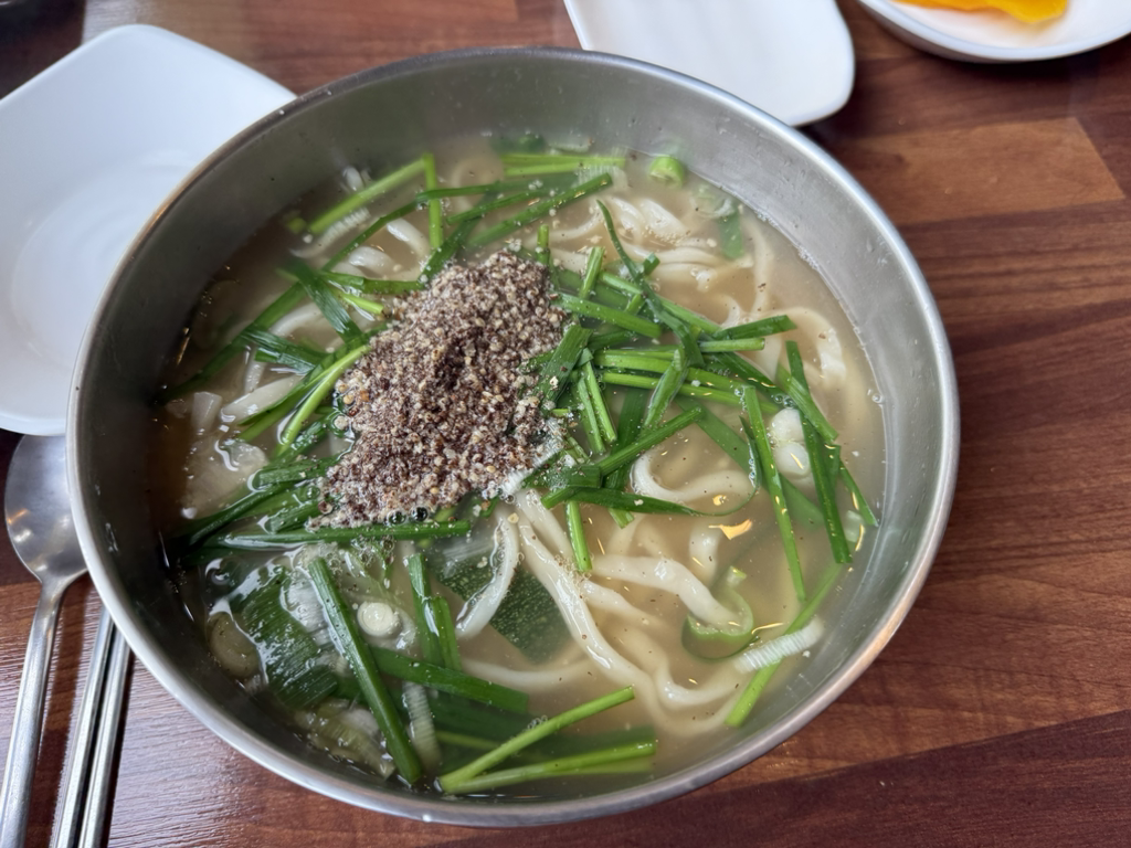 스마일 칼국수 2