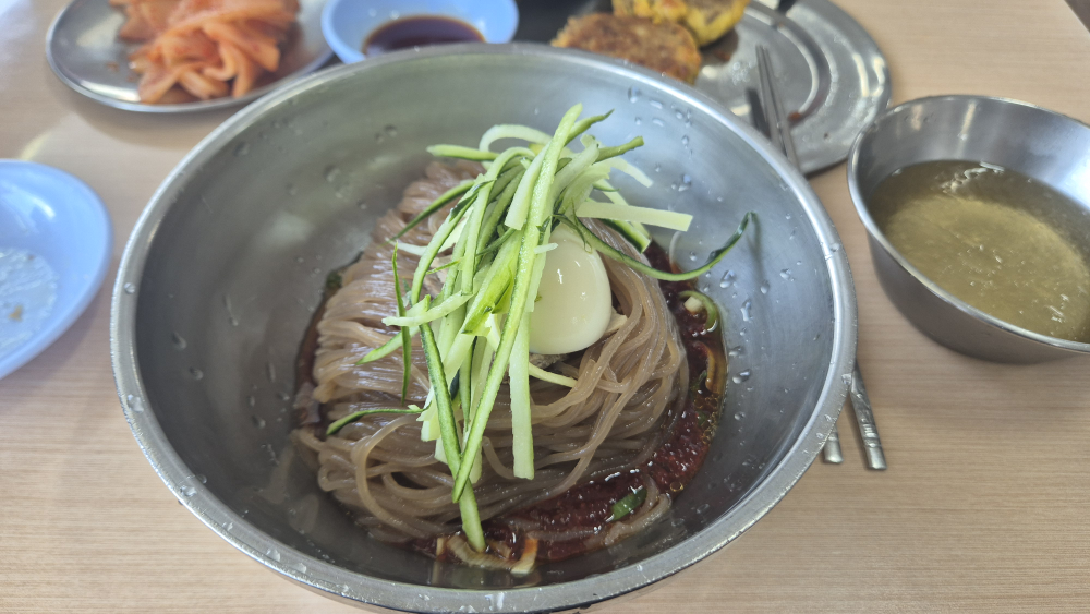 Hwanghaesikdang (황해식당) 1