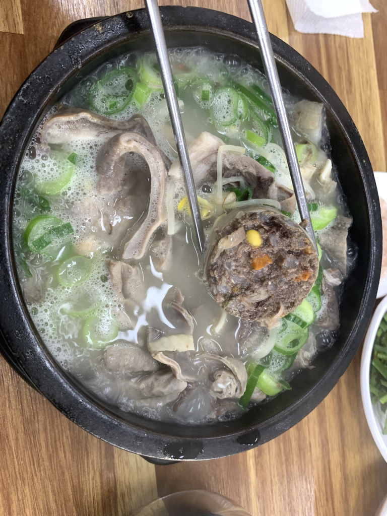 남도사골순대국 6