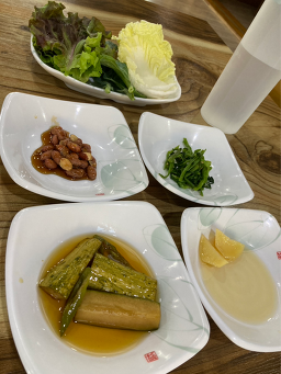 Jejudolhareubang (제주돌하르방) 1
