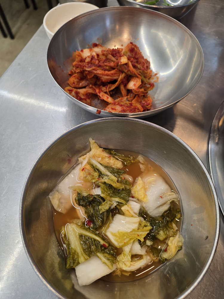 Keunjipdakhanmari (큰집닭한마리) 1