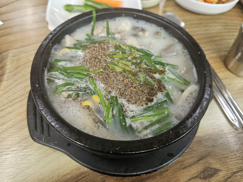 Judeokbyeongcheonsundae (주덕병천순대) 3