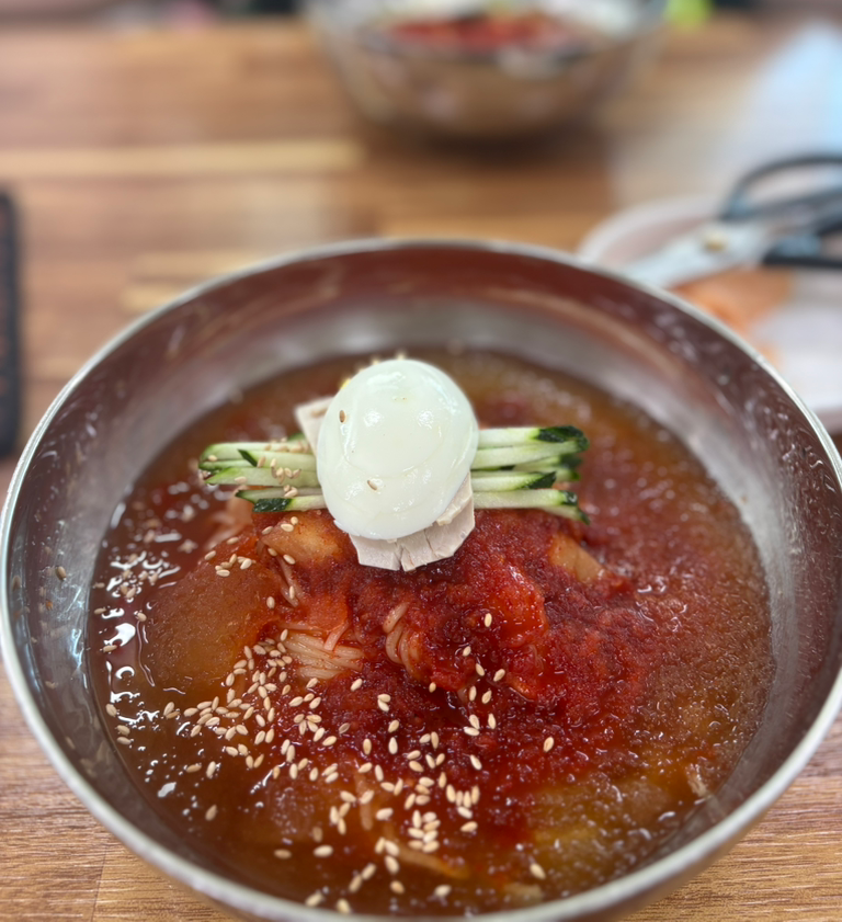 고래밀면 3
