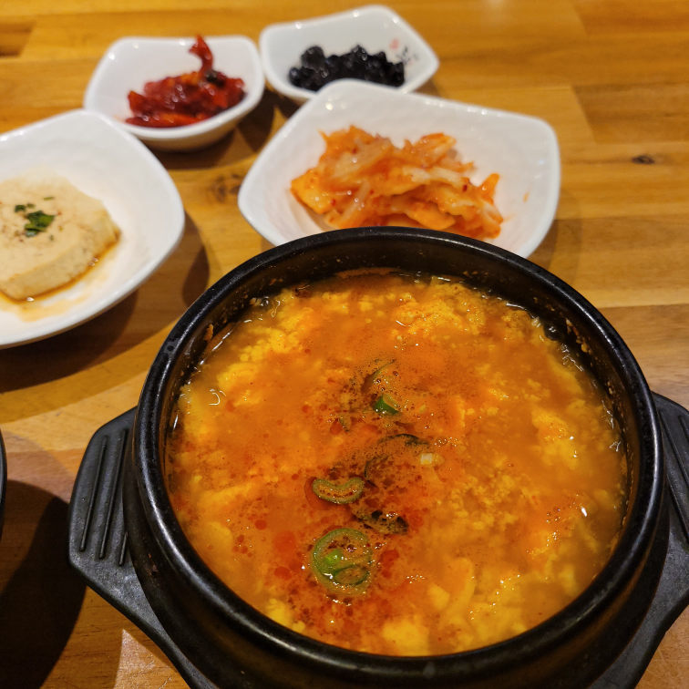 Dubuiyagi (두부이야기) 1