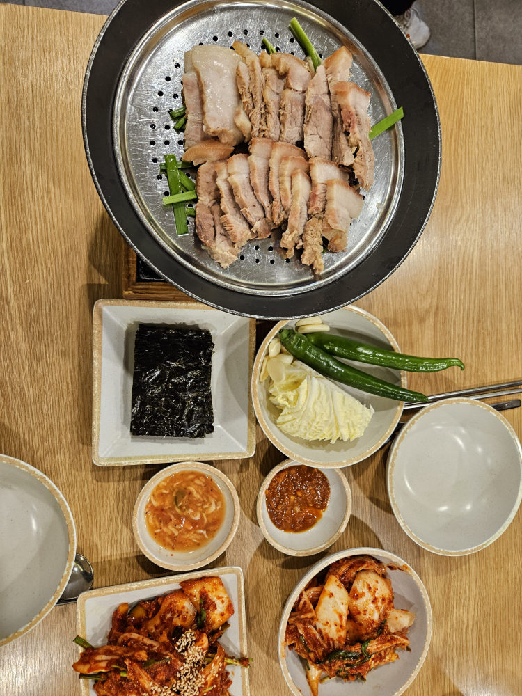 충무칼국수보쌈 본점 사진 2