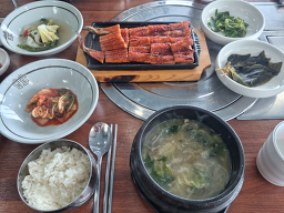 Jeongjajangeogui (정자장어구이) 1