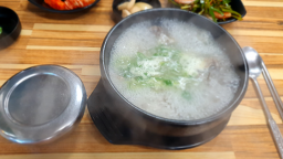 Cheongsolsomeorigukbap (청솔소머리국밥) 3
