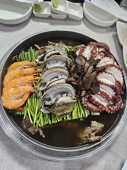 황제능이버섯해신탕 5