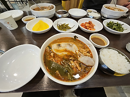 Tukkarisikdang (투까리식당) 2
