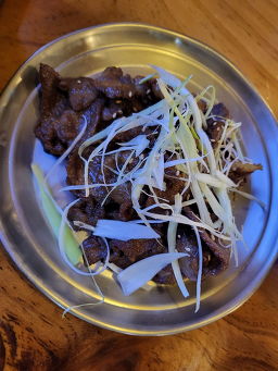 Joseonjeontongdwaejigukbap.milmyeon (조선전통돼지국밥.밀면) 1