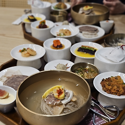 Seongsanokpeurimieom (성산옥프리미엄) 3