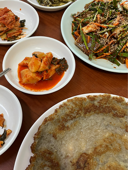 Bokgolyangjimaeulmemilguksu (복골양지마을메밀국수) 3