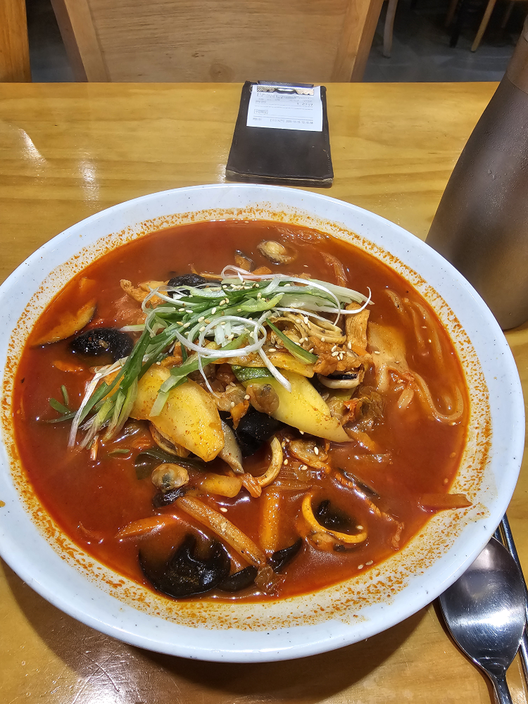 Ttowayojjamppong (또와요짬뽕) 3