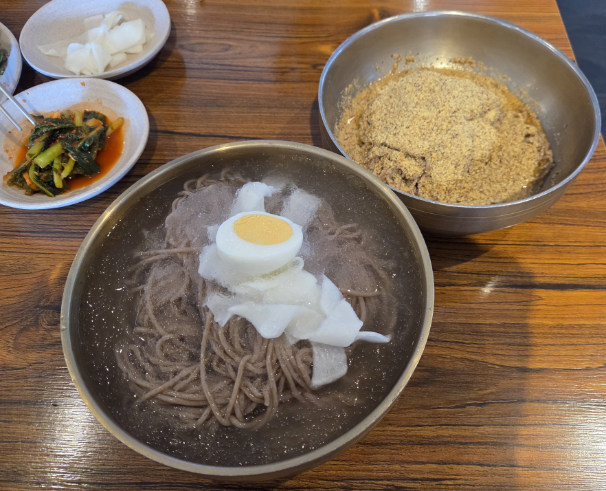 Namgyeongmakguksu (남경막국수) 1